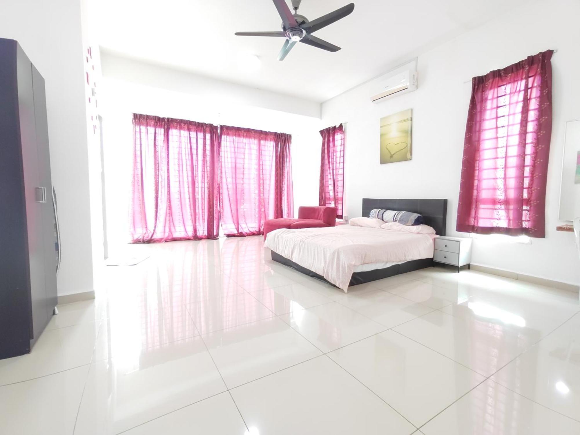 1056 Hijayu Rumah percutian