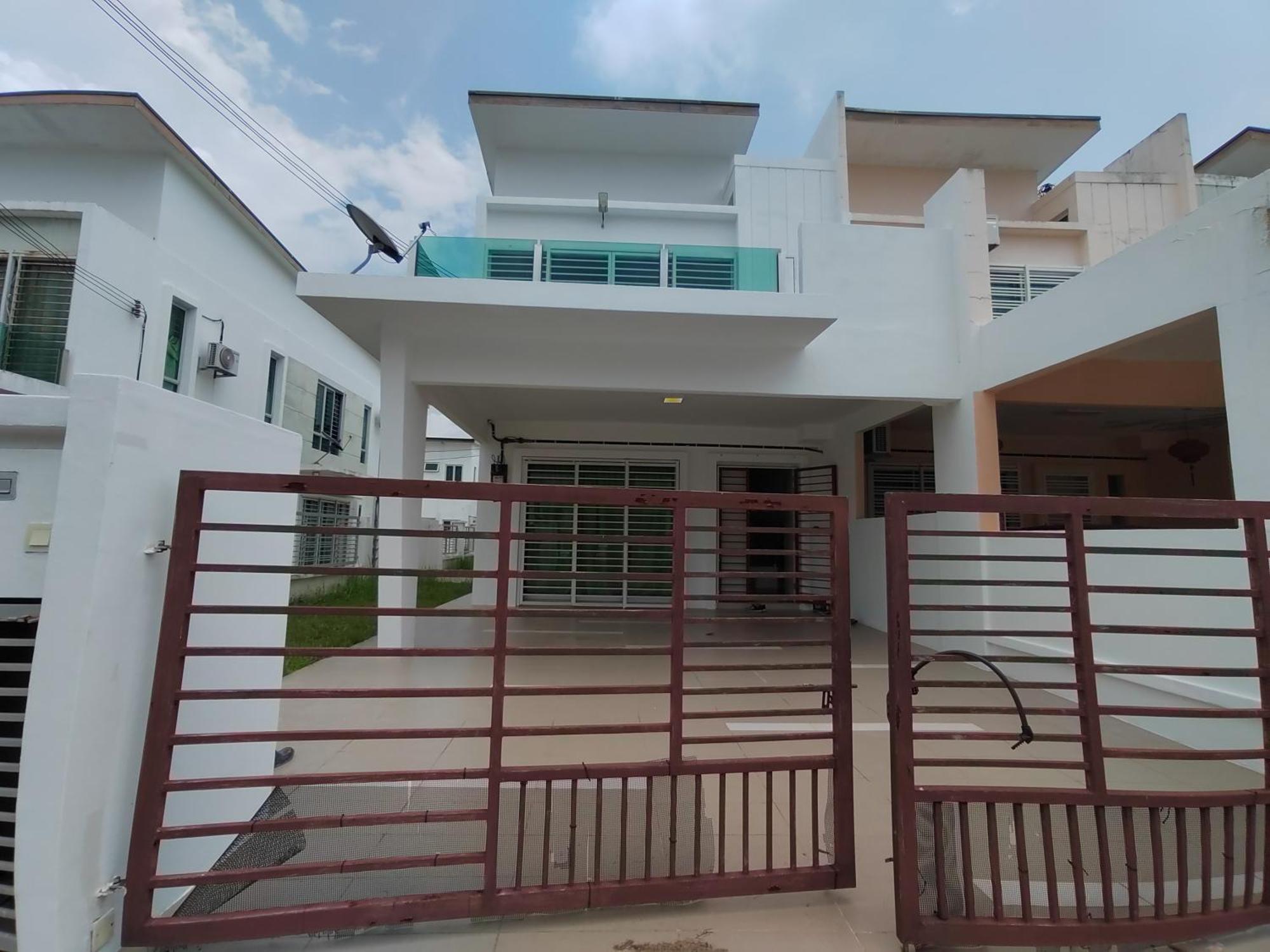 1056 Hijayu Rumah percutian